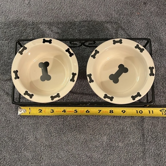 Elevated Dog Bowls - Picture 4 of 10